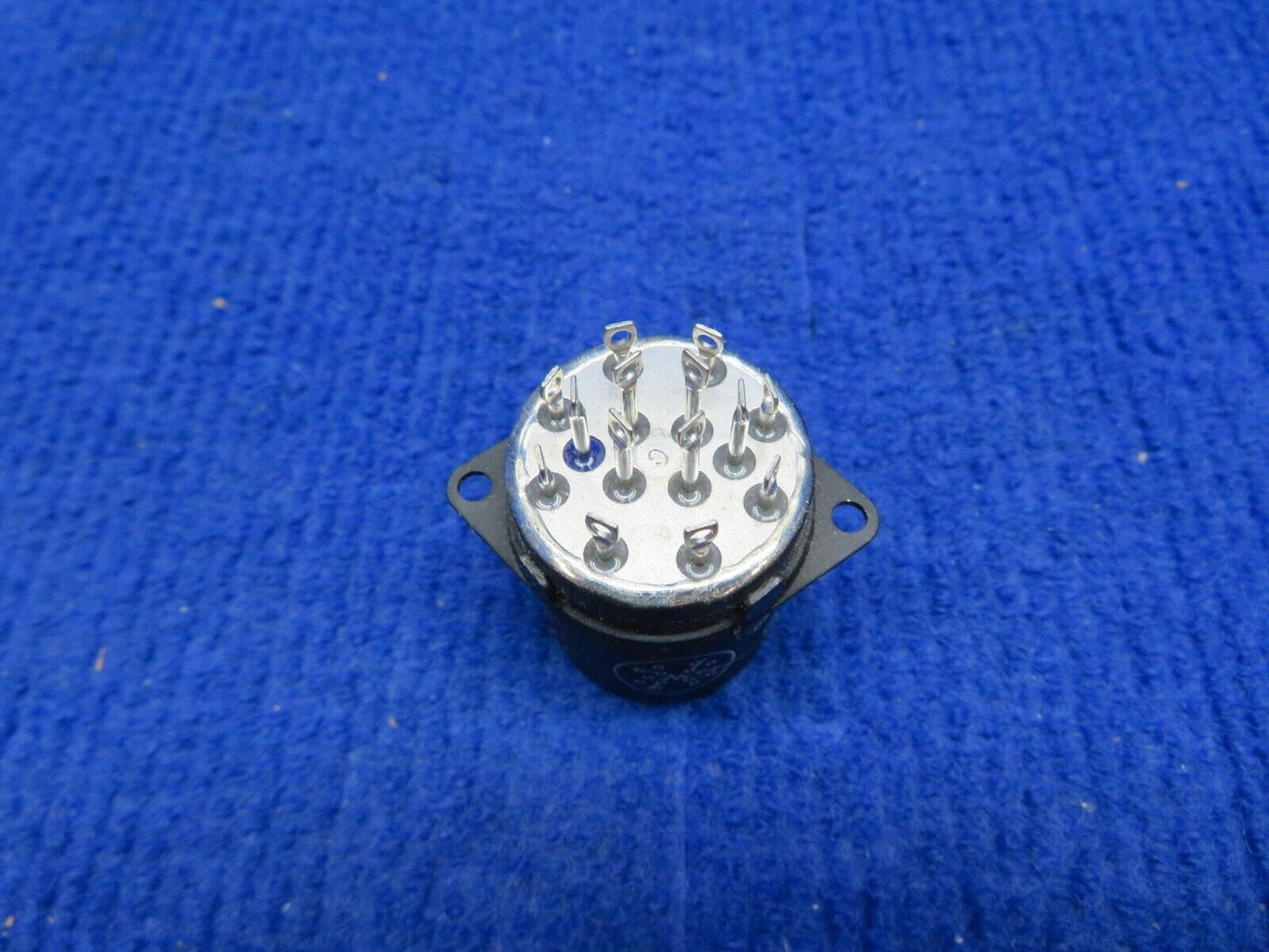 Relay P/N 5945-660-9887 NOS (0522-830)