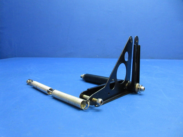 Diamond DA-42 Aileron Bellcrank Assy "Old Version" P/N D60-2717-30-00 (0623-772)