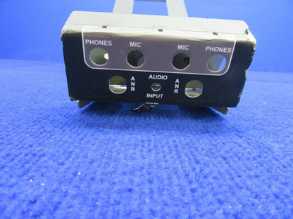 Cirrus SR-22 Audio Integration Panel P/N 20326-401, 19137-001 (0122-380)