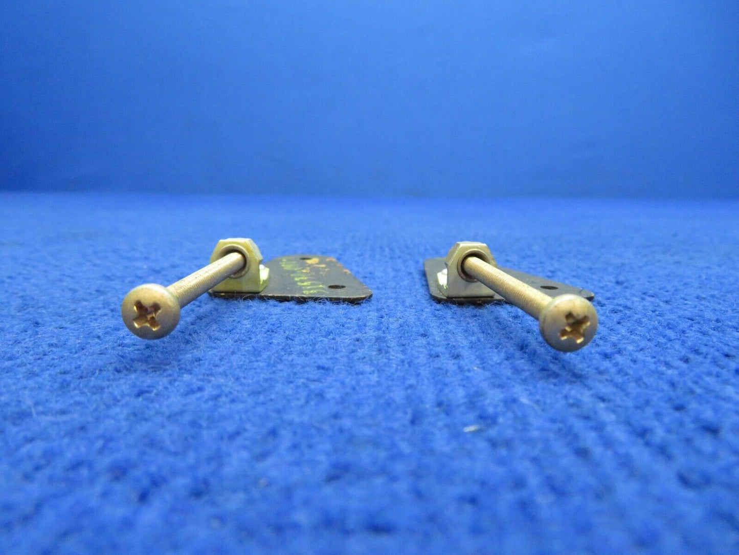 Piper Cowl Flap Stop Assy P/N 31538-001-B LOT OF 2 NOS (0822-702)