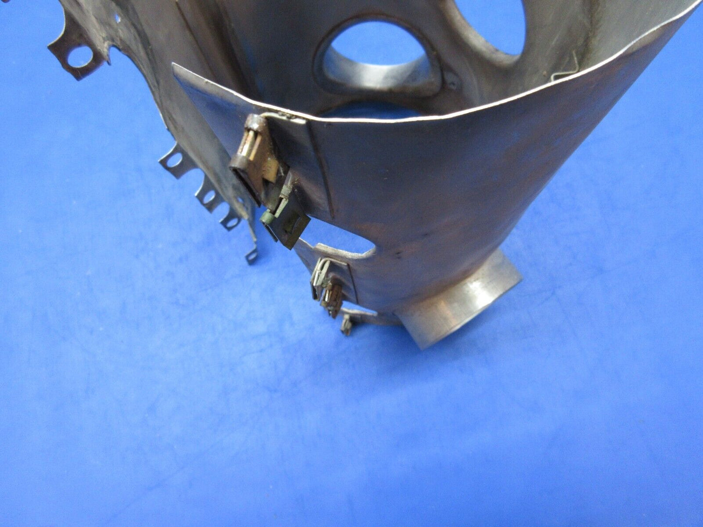 Cessna 172 / Continental O-300 RH Exhaust Shroud P/N 0550176-38 (1123-612)