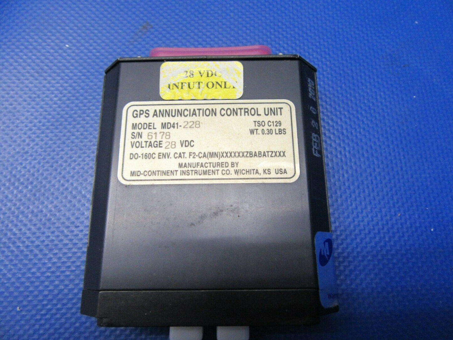 Mid Continent Instrument GPS Annunciation Control 28V P/N MD41-228 ( 0421-362)