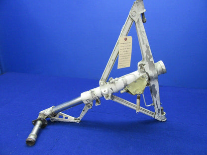 Beech Baron 95-B55 Main Gear LH P/N 95-810002-603 (1121-439)