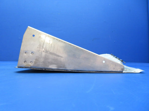 Cessna 182D / 182 LH Cowl Flap Assy P/N 0752014-1 (0923-576)