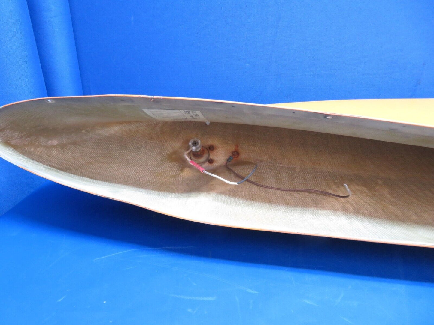Early Cessna 182 Madras Wing Super Tips LH & RH w/ STC P/N 102R, 102L (1023-281)