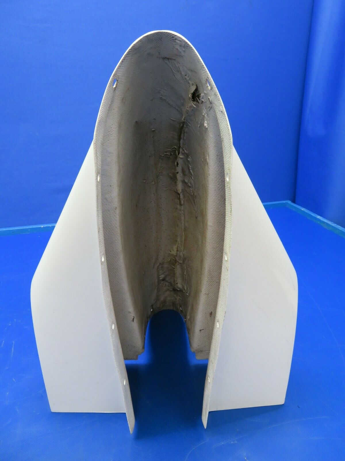 Piper PA-32RT-300 Lance II Tip Fin FWD Tail P/N 38349-03, 38349-003 (0520-547)