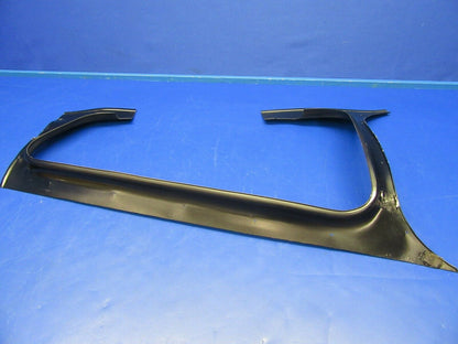 Beech Baron 95-A55 LH Aft Window Molding P/N 95-420015-93 (0420-288)