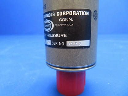Consolidated Controls Corp. Pressure Switch P/N 211C119-28A NOS (0922-745)