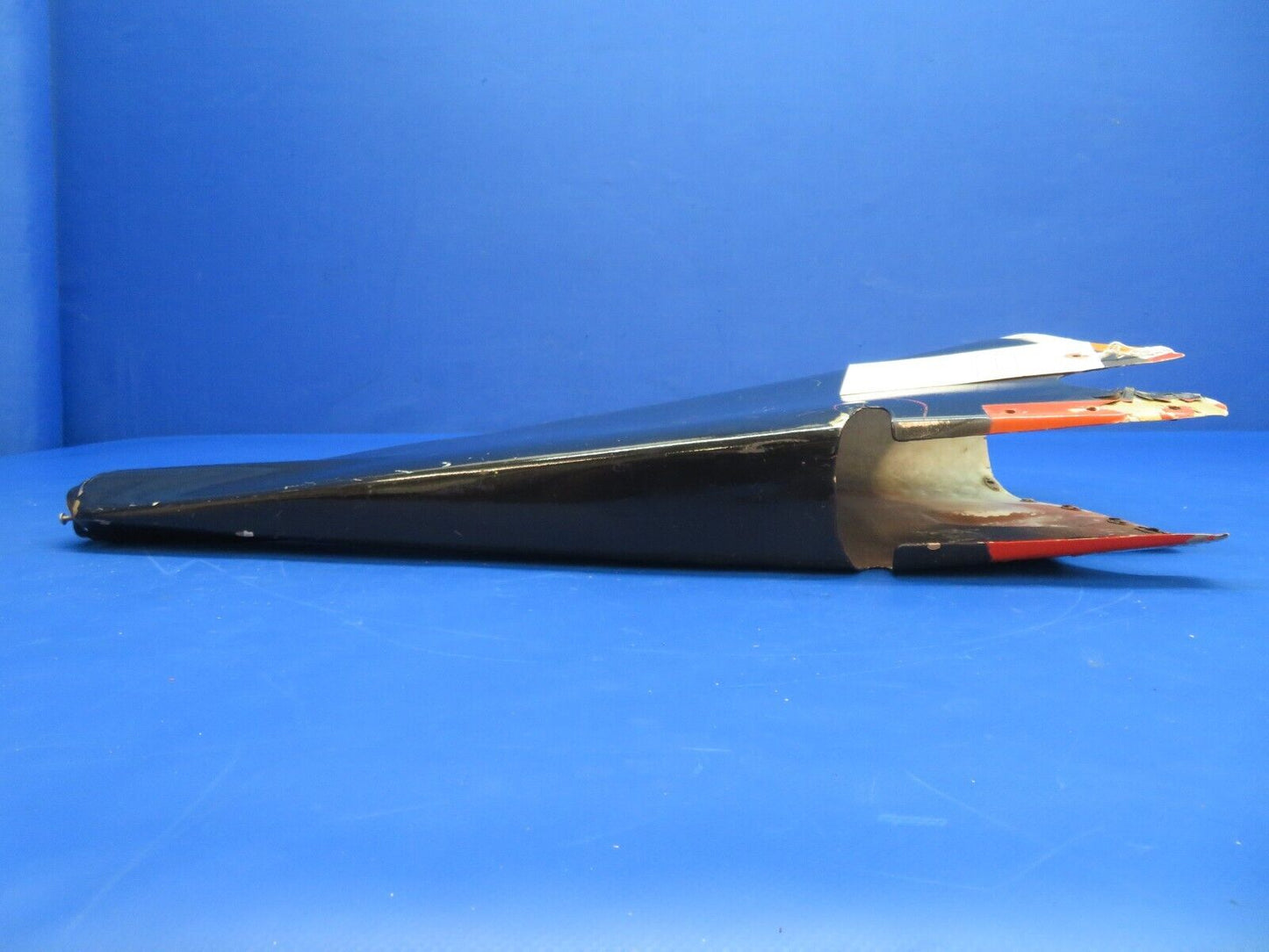 Beech 95-B55 Baron Tail Cone Assy P/N 96-440011-601 (1222-865)
