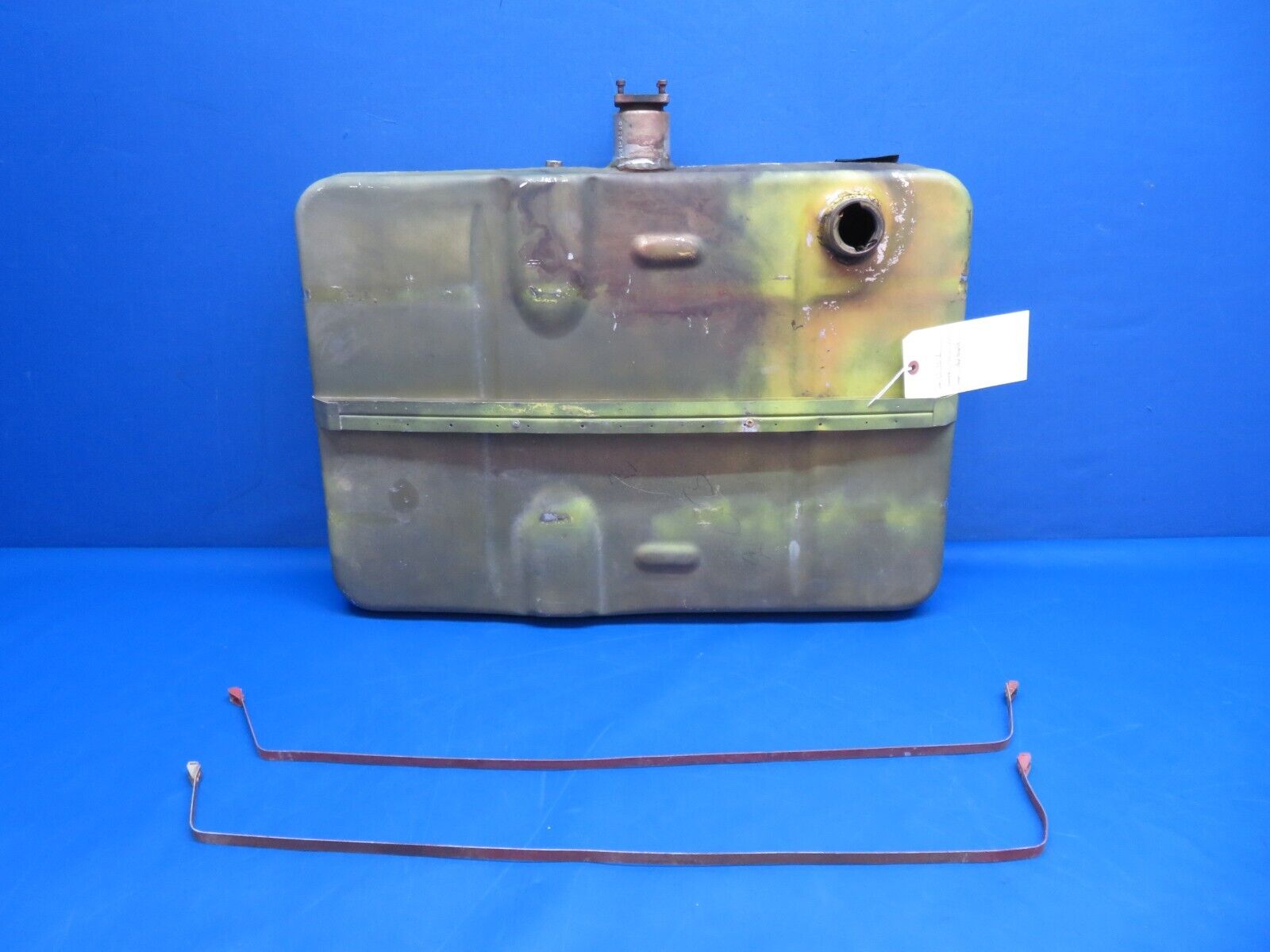 Cessna 120 Fuel Tank RH P/N 0422122-3 NO Gauge (0423-72)