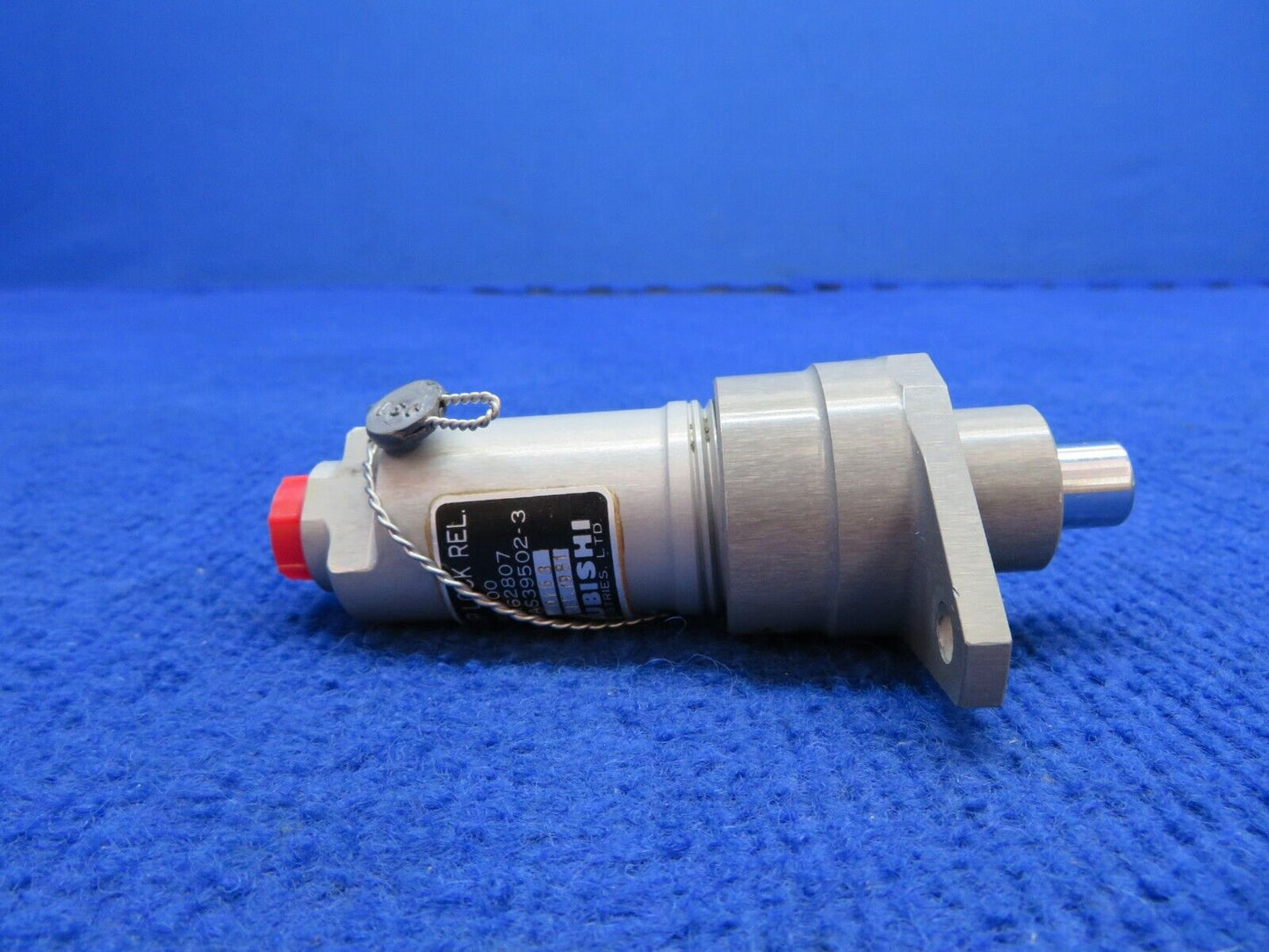 Mitsubishi MU300 Cylinder Up Lock Release P/N 45AS39502-3 OVERHAULED (0622-690)