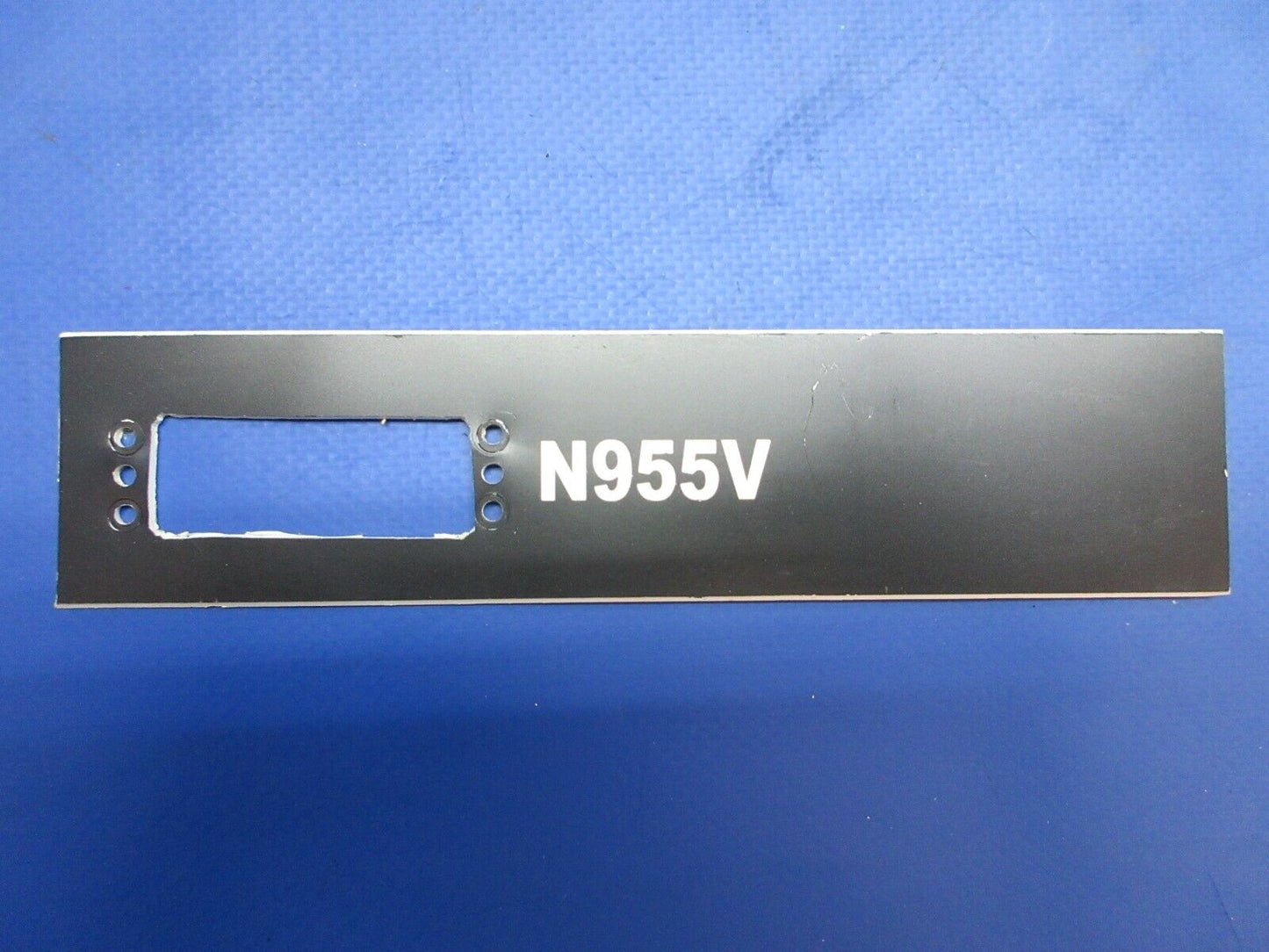 Beech 95-B55 Instrument Panel Assy P/N 96-324123-13, 58-970000-39 (0623-745)