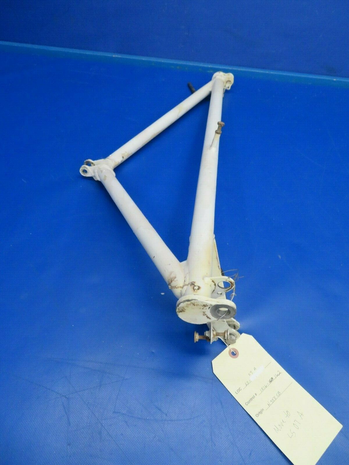 Beech Baron B58 Brace Main Landing Gear Retract LH 35-815155-610 (1216-162)