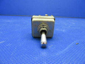 Beech 95-B55 Baron Toggle Switch P/N 8906K1071 (0721-356)