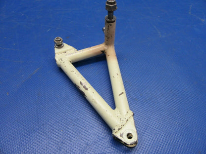 Mooney M20G Bellcrank Retracting Manual Gear Retract RH P/N 560202-002 (0921-424