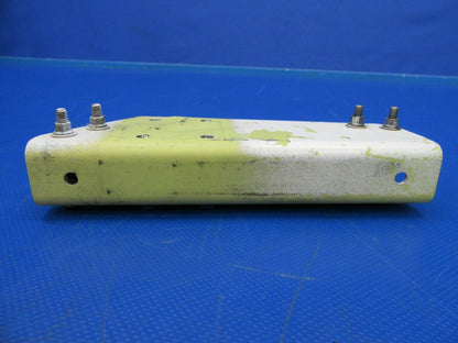 Beech Bonanza A36 Bracket Fuselage AFT P/N 002-440025-7 (0719-01)