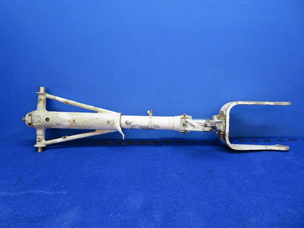 Cessna 310 Nose Gear P/N 0842000 (0622-666)