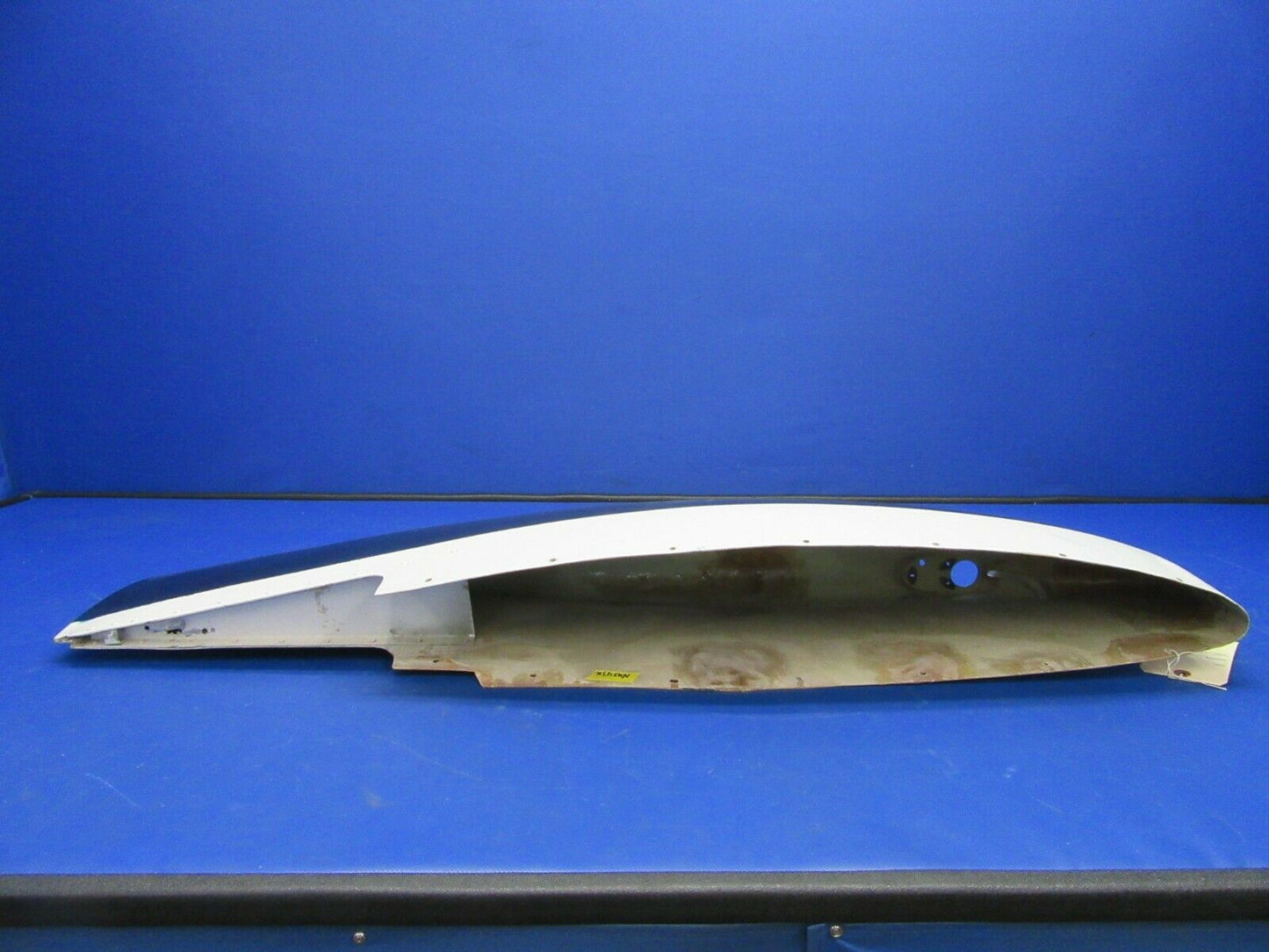 Cessna 210 / P210N Wing Tip LH P/N 1221111-203 (0721-547)