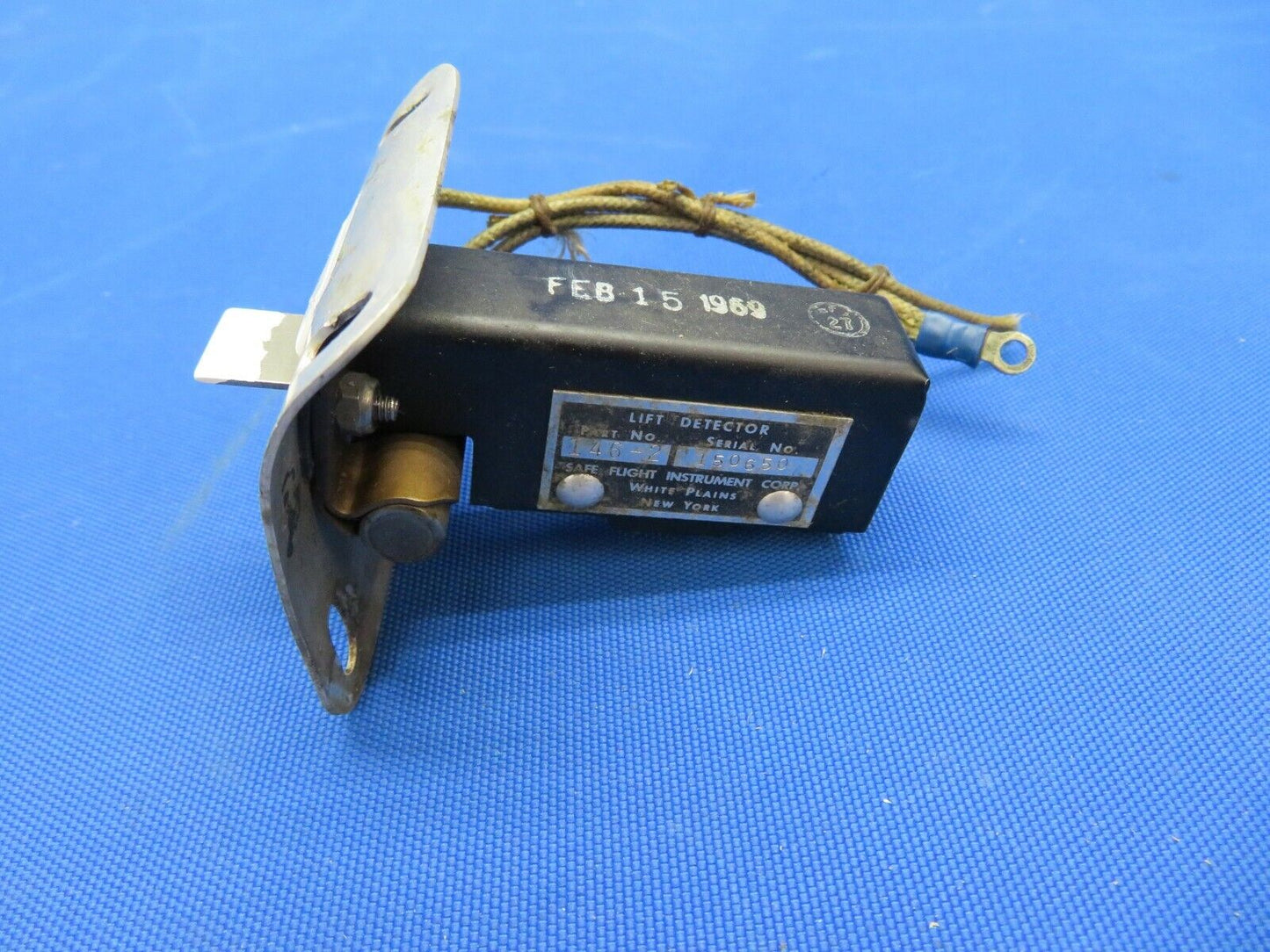 Cessna 310 Safe Flight Lift Detector Heated 146-2 (0920-03)