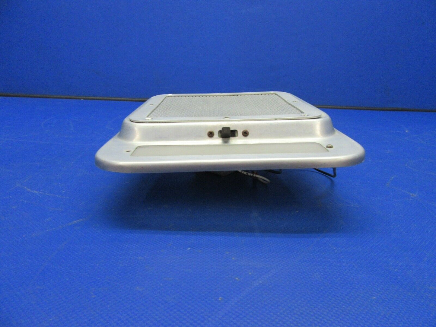 1955 Beech F35 Overhead Dome Light & Radio Speaker P/N 35-344140-602 (1021-398)