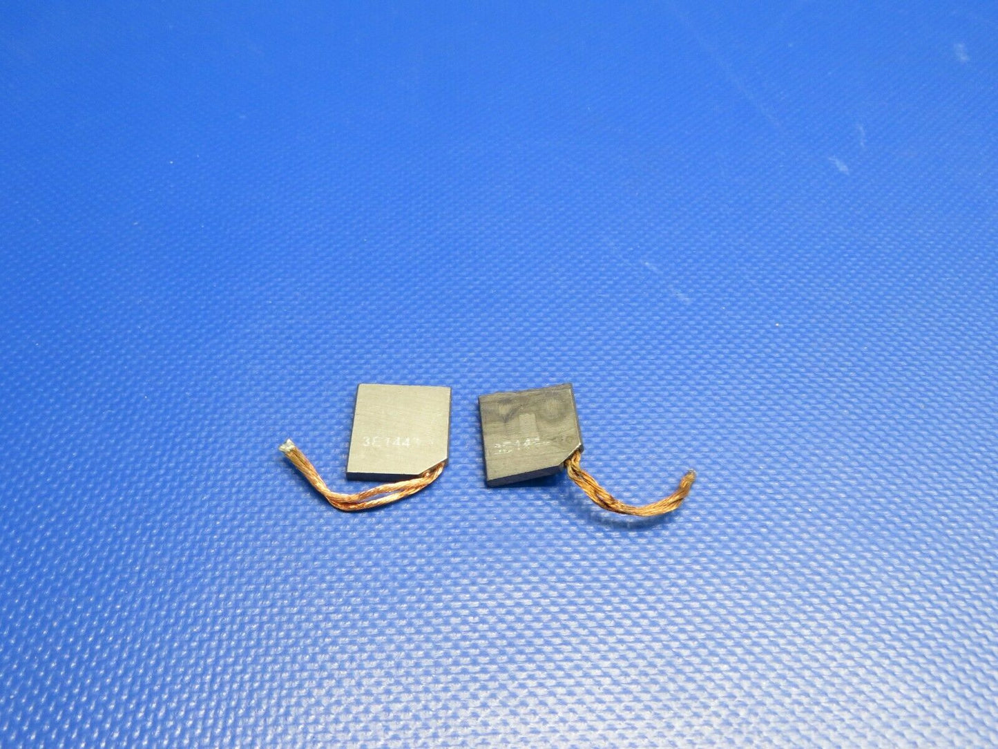 Goodrich Brush De-Ice System P/N 3E1443-1 LOT OF 2 NOS (1120-428)