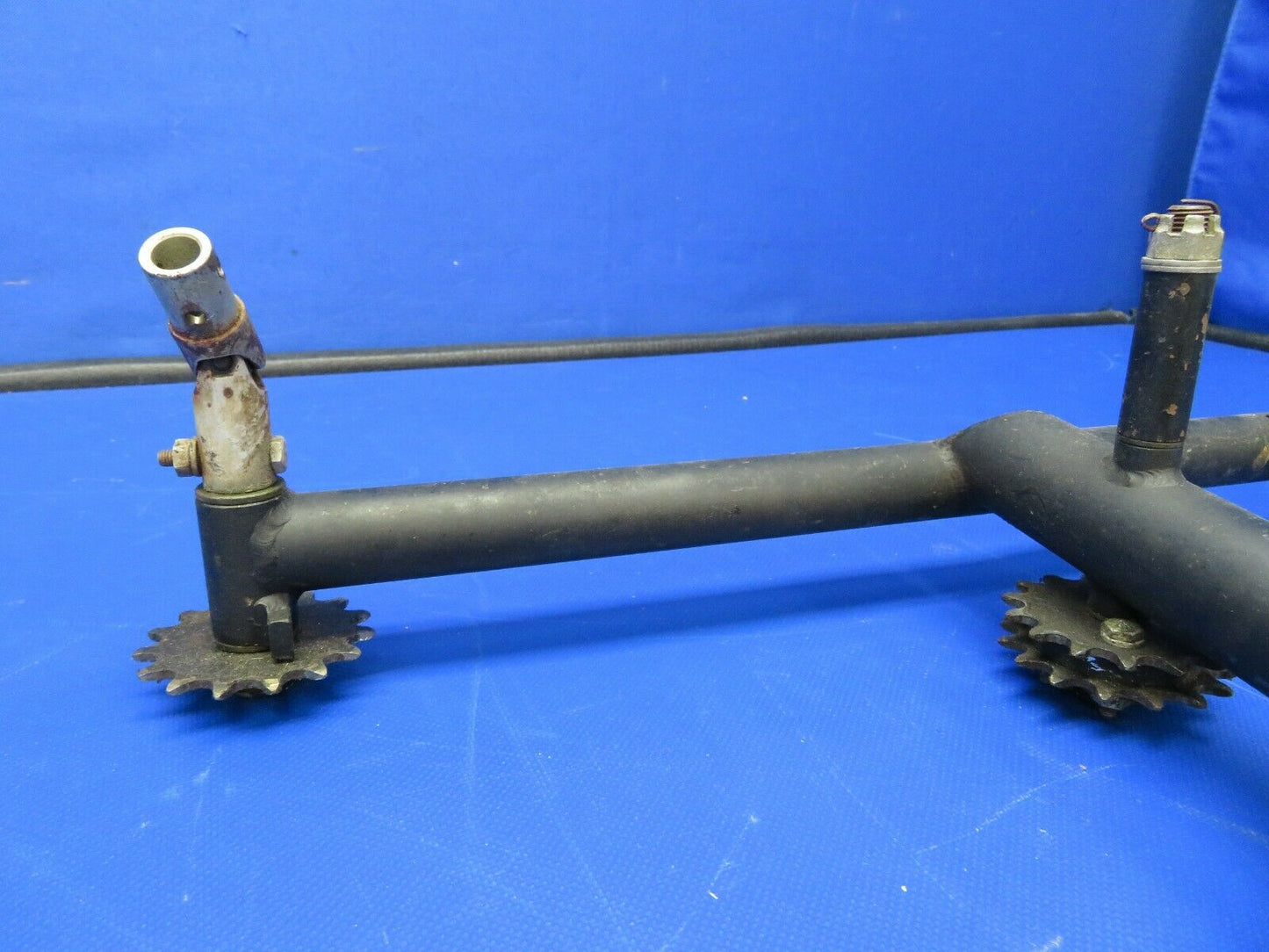 Piper PA-28-140 Cherokee Control Column Tee Bar 62703-33, 62703-033 (0621-701)