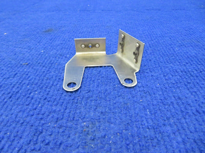 Beech 58 Baron Bracket Prop Governor Control P/N 96-940000-75 (0422-331)