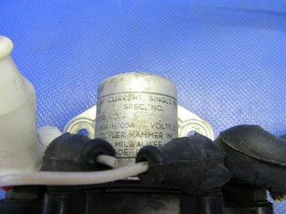 Brantly B2B Cutler Hammer Relay P/N 6041H105A (0921-530)
