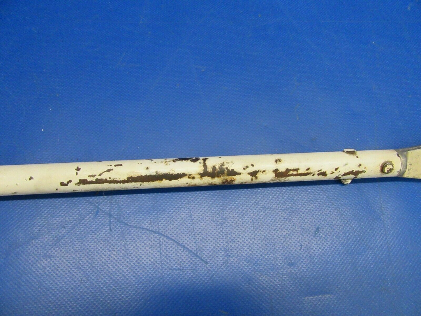 Cessna T310Q Nose Gear Tube Assy P/N 0840125-4 (0319-351)