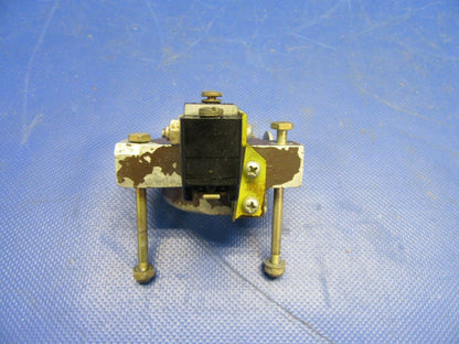 Mooney M20 / M20G Gear Lock Door w/ Knob & Switch P/N 560046-501 (0921-479)
