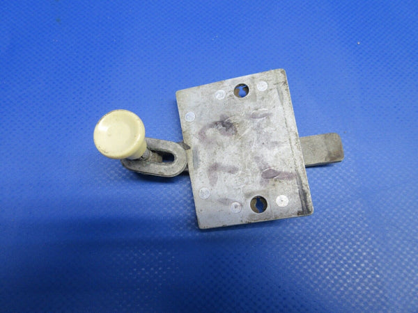 Cessna 172 Cabin Door Thumb Latch Assy P/N 0411590-1 (0224-1167)