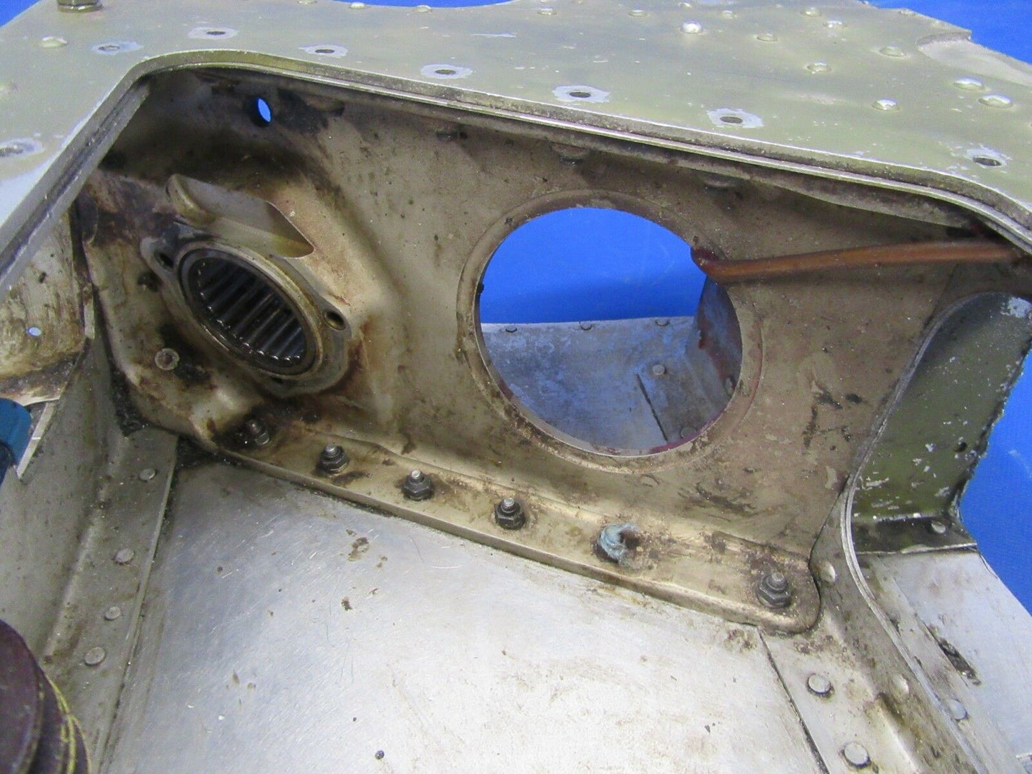 Cessna R182 Supports w/ Bearings LH & RH INBD 1241607-9, 1241607-10 (1218-276