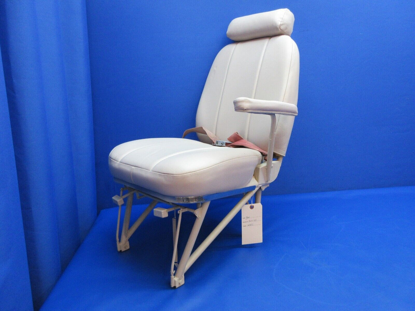 Cessna 401 Passenger FWD Facing AFT Seat Assy RH P/N 5014000-18 (0523-485)
