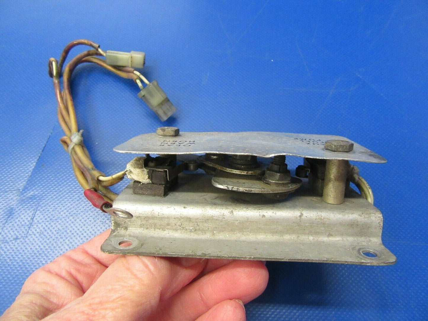 Cessna P210N / 210 Switch Assy Gear Warning & Fuel Pump 1270727-1 (0919-304)