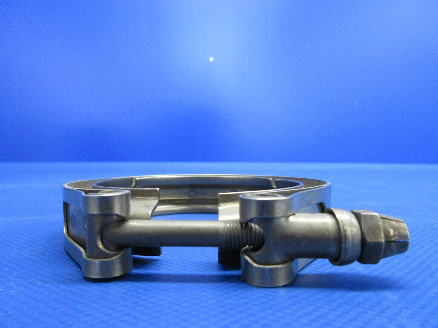 Nuco Clamp P/N 4301BT-250 NEW OLD STOCK (0324-1040)