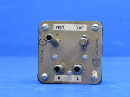 Airborne Gyro Suction Indicator P/N 1G5-4 (0124-1177)