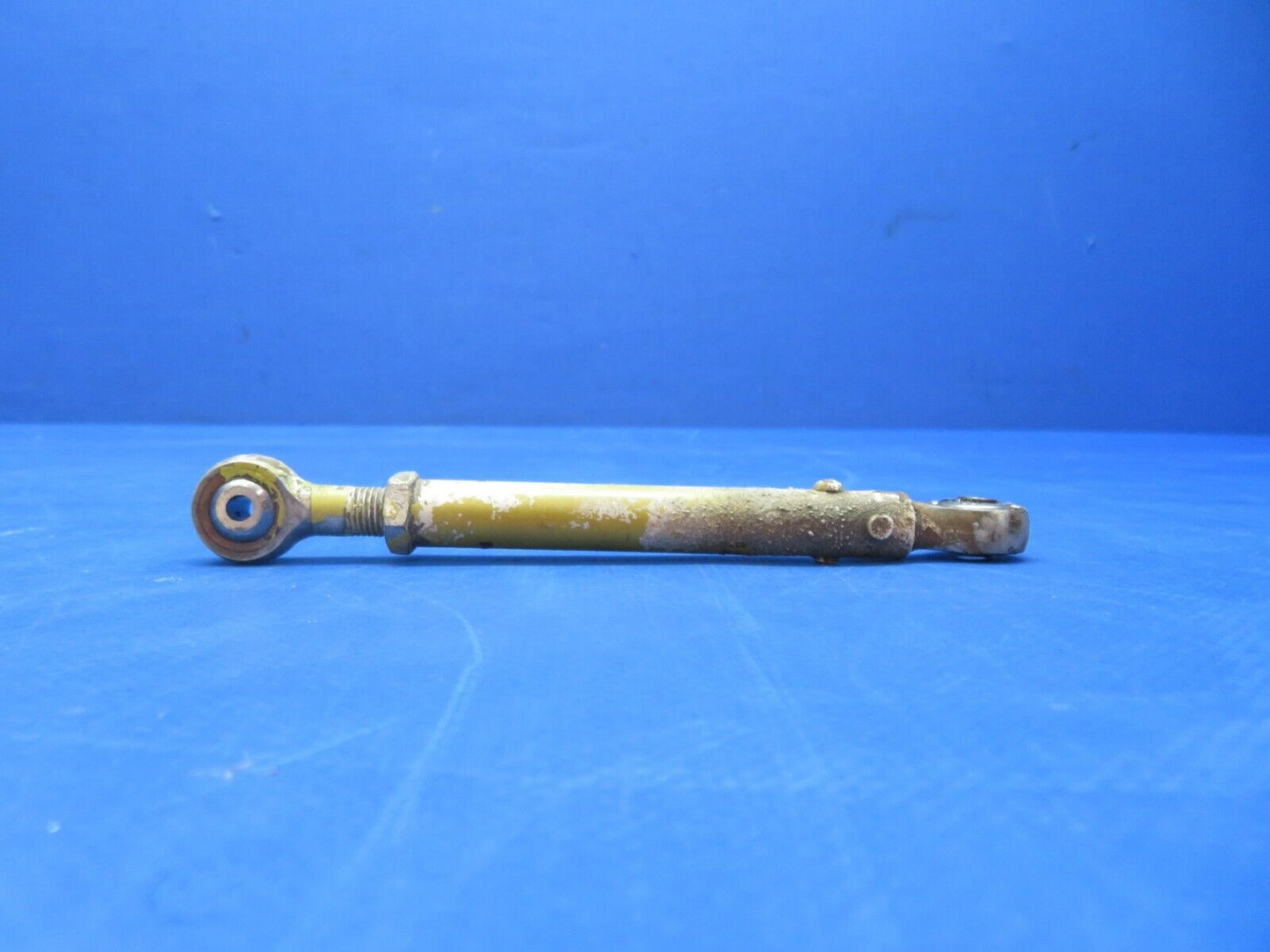 Stinson 108-1 Aileron Push - Pull Rod P/N 108-1141207-0 (0823-560)