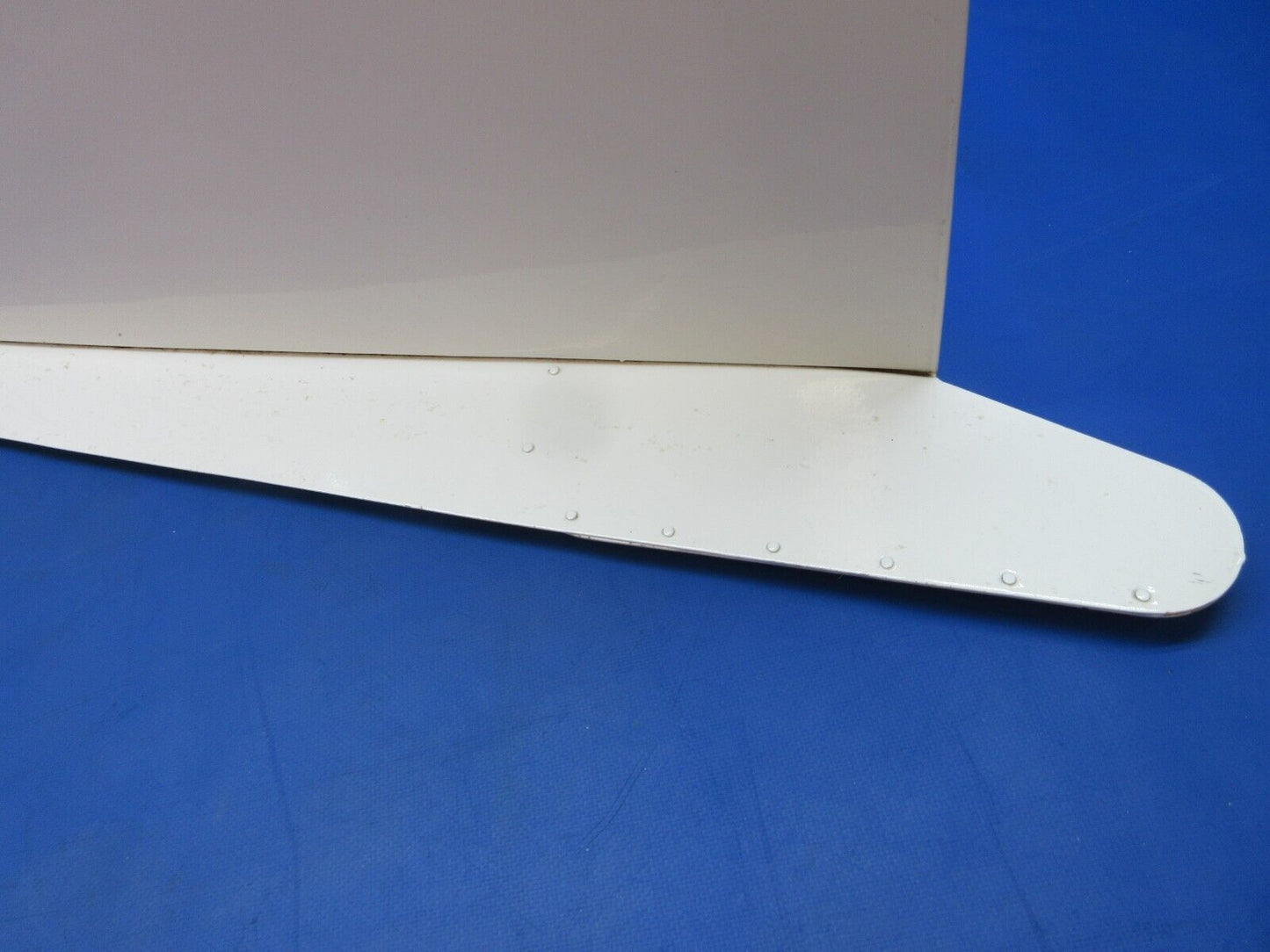 Cessna 188B AGpickup LWR RH Wing Strut Fairing P/N 1620076-2 (0723-261)