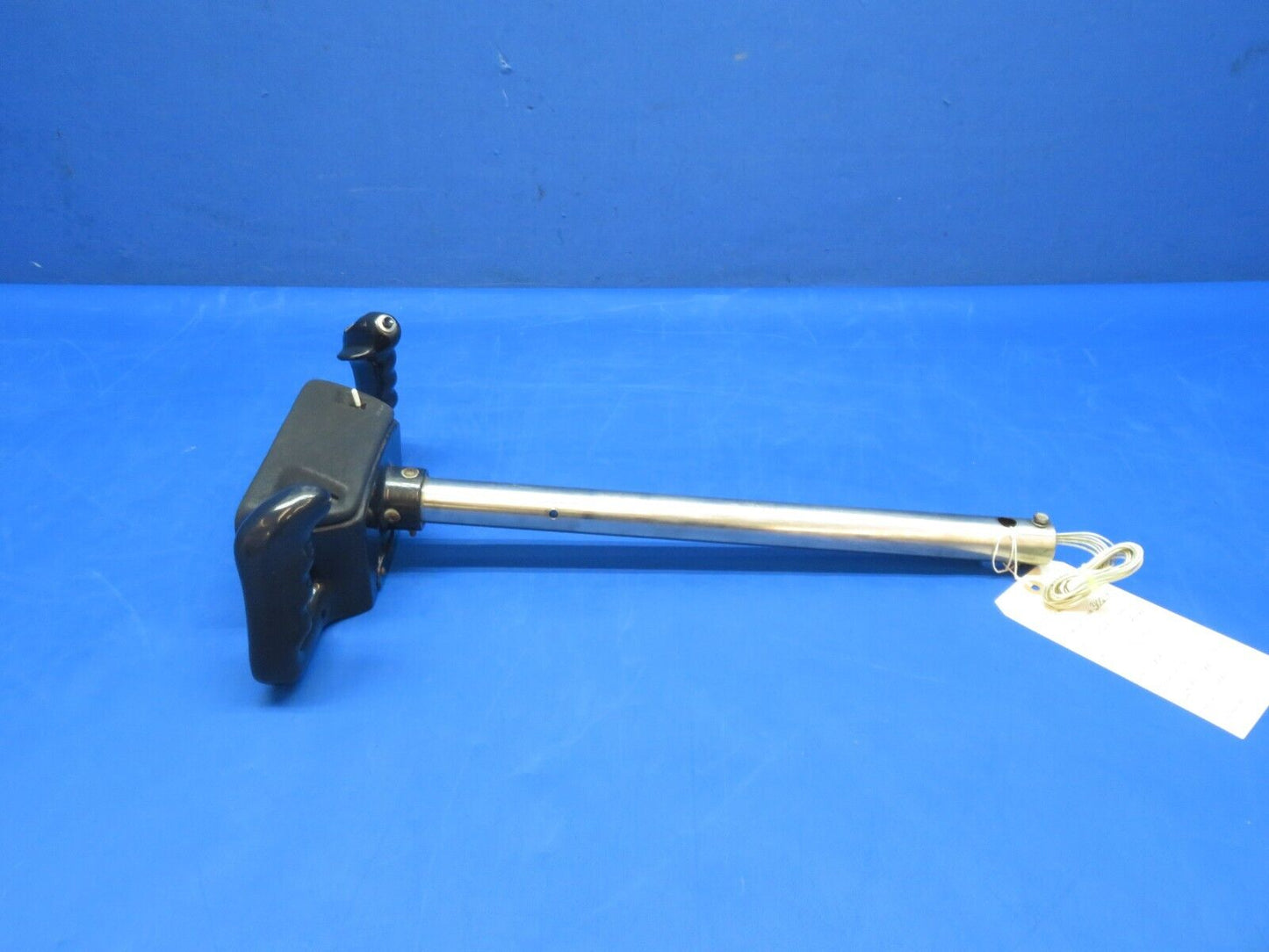 Cessna 310 / 310Q LH Pilot Control Wheel / Yoke Assy P/N 5261001-6 (0823-650)