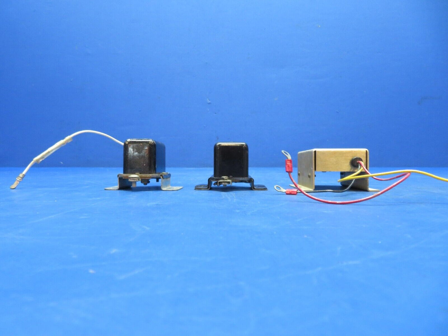 Lamar Voltage Regulator & Overvoltage Control P/N B-00331-2 LOT (0923-502)