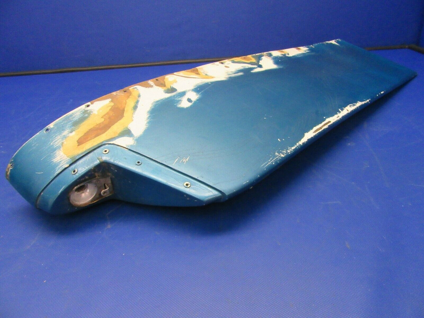 Beech Bonanza Fiberglass Wing Tips (0821-220)