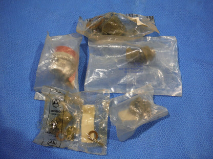 Amphenol MISC Electrical Connectors  LOT OF 7   (815-50)