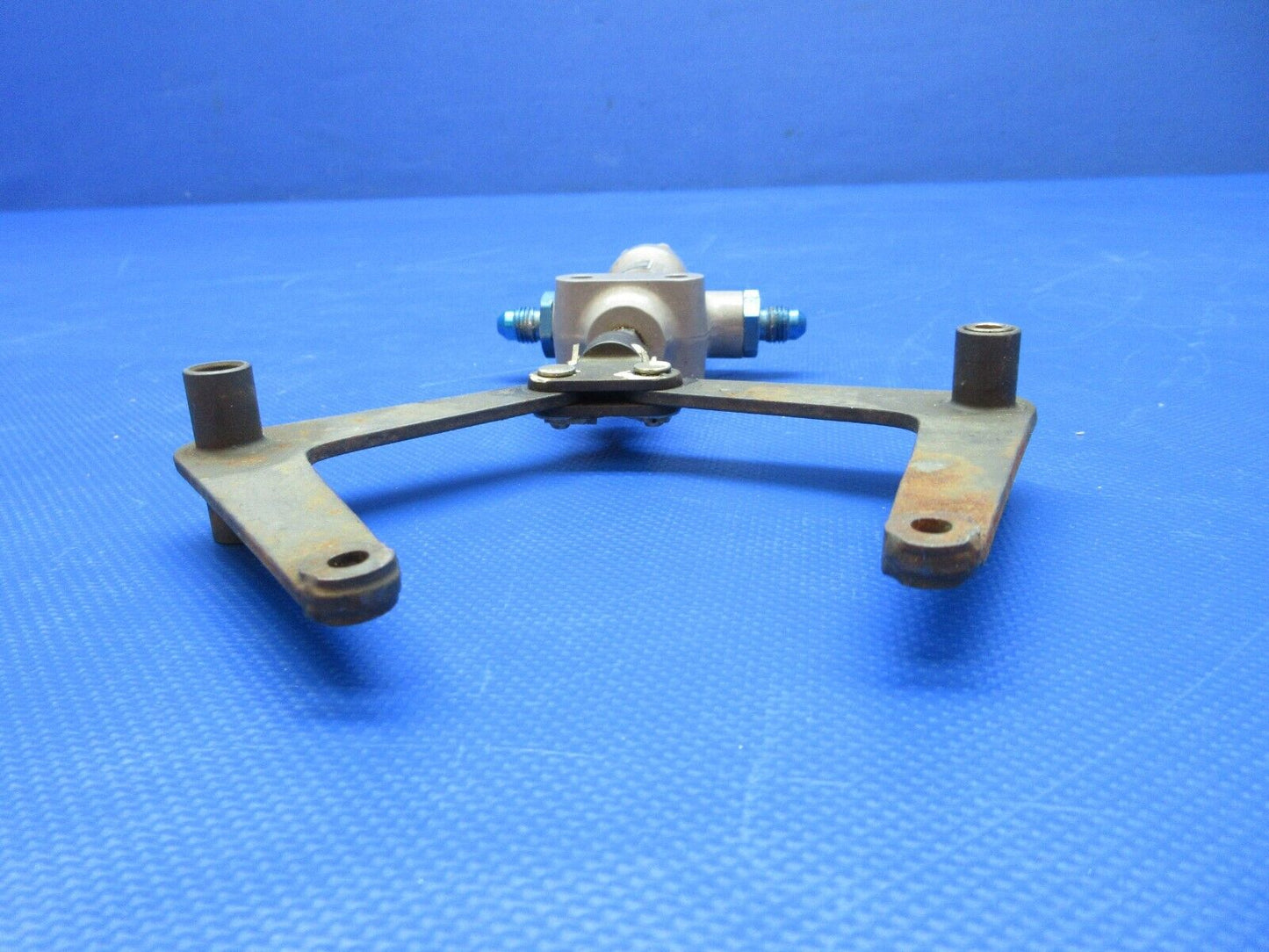 Cessna 337 / 337E Gear Uplock Actuator Assy P/N 1280504-1 (1223-1470)