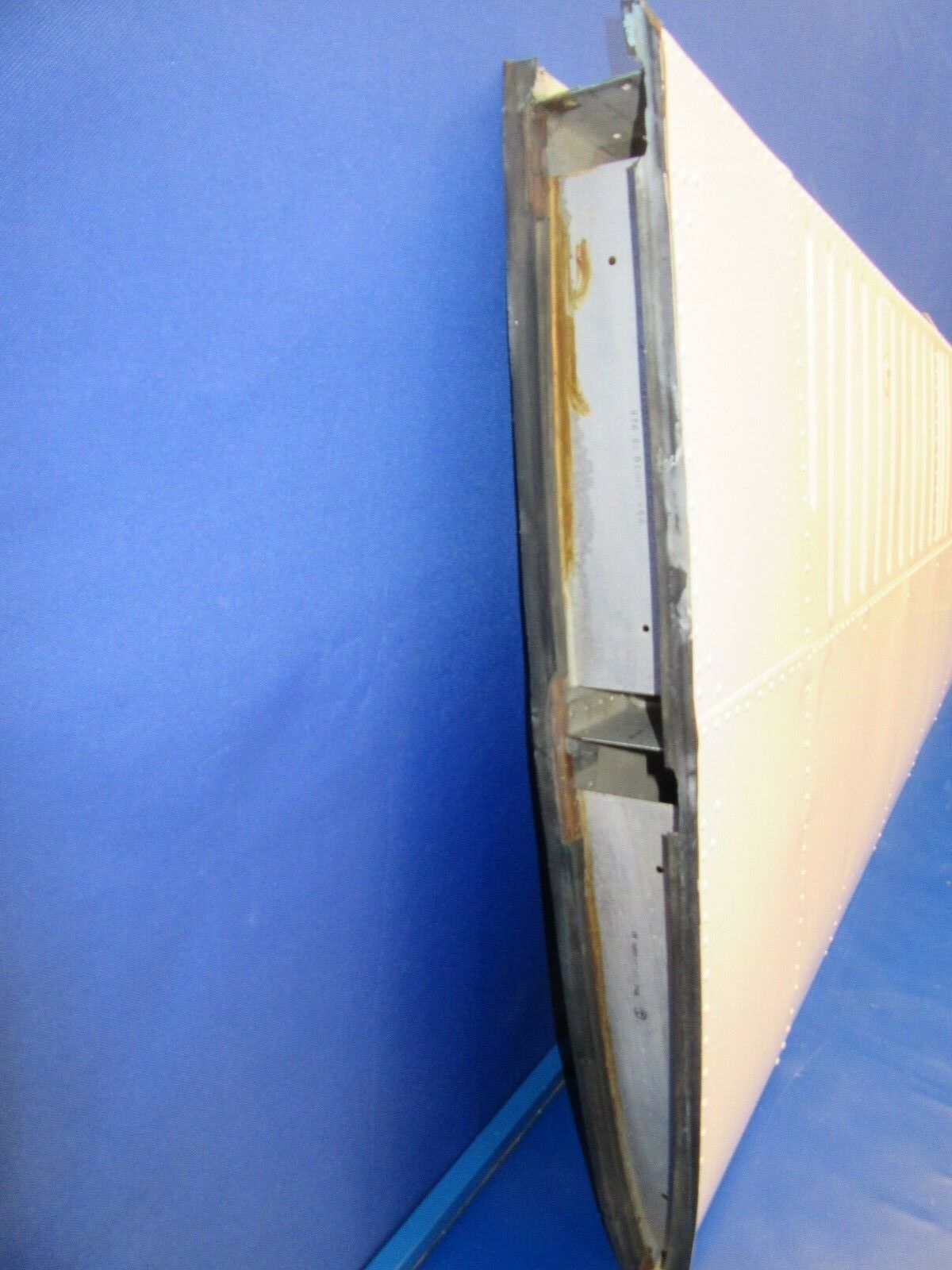 Beech Baron 95-B55 Horizontal Stabilizer LH P/N 95-620010-633 (0118-229)
