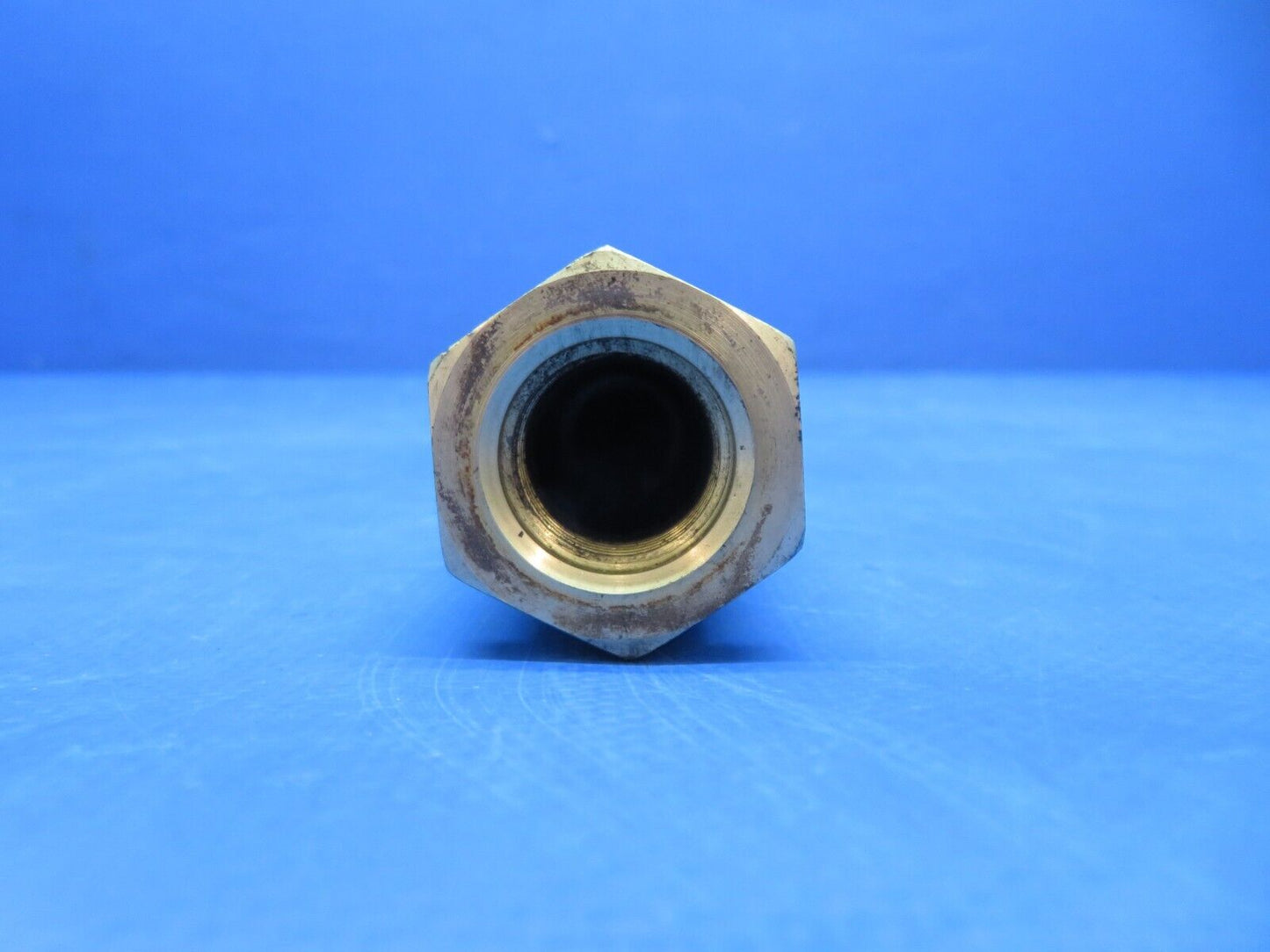 Cessna 310 / 310I Parker Fuel Check Valve Low Pressure P/N 111-517713 (0923-753)