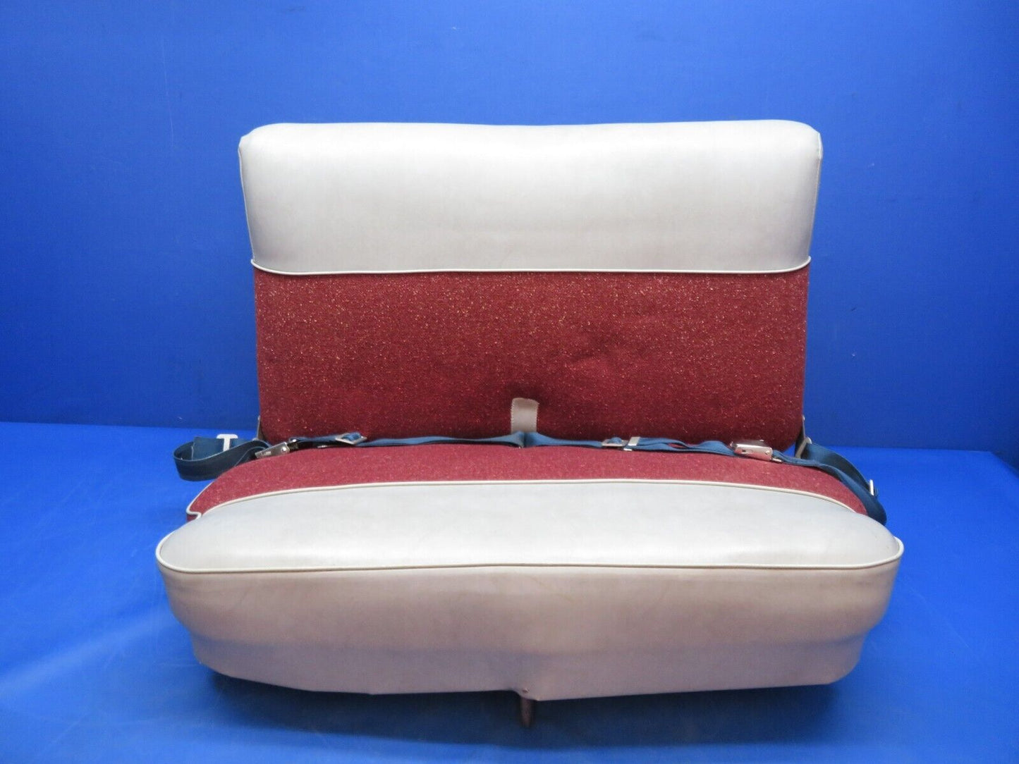 Early Cessna 172 Rear Bench Seat Assy w/ Seat belts P/N 0500103-74 (0823-459)