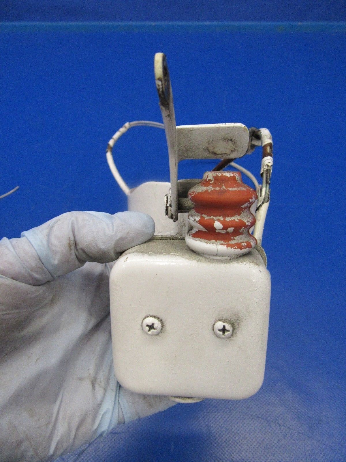 Beech Baron B-58 Landing Gear Saftey Switch P/N 95-361015-601 (0618-248)