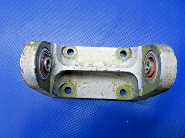 Beech 95-B55 Baron Elevator Hinge P/N 95-610012-15 (0621-985)