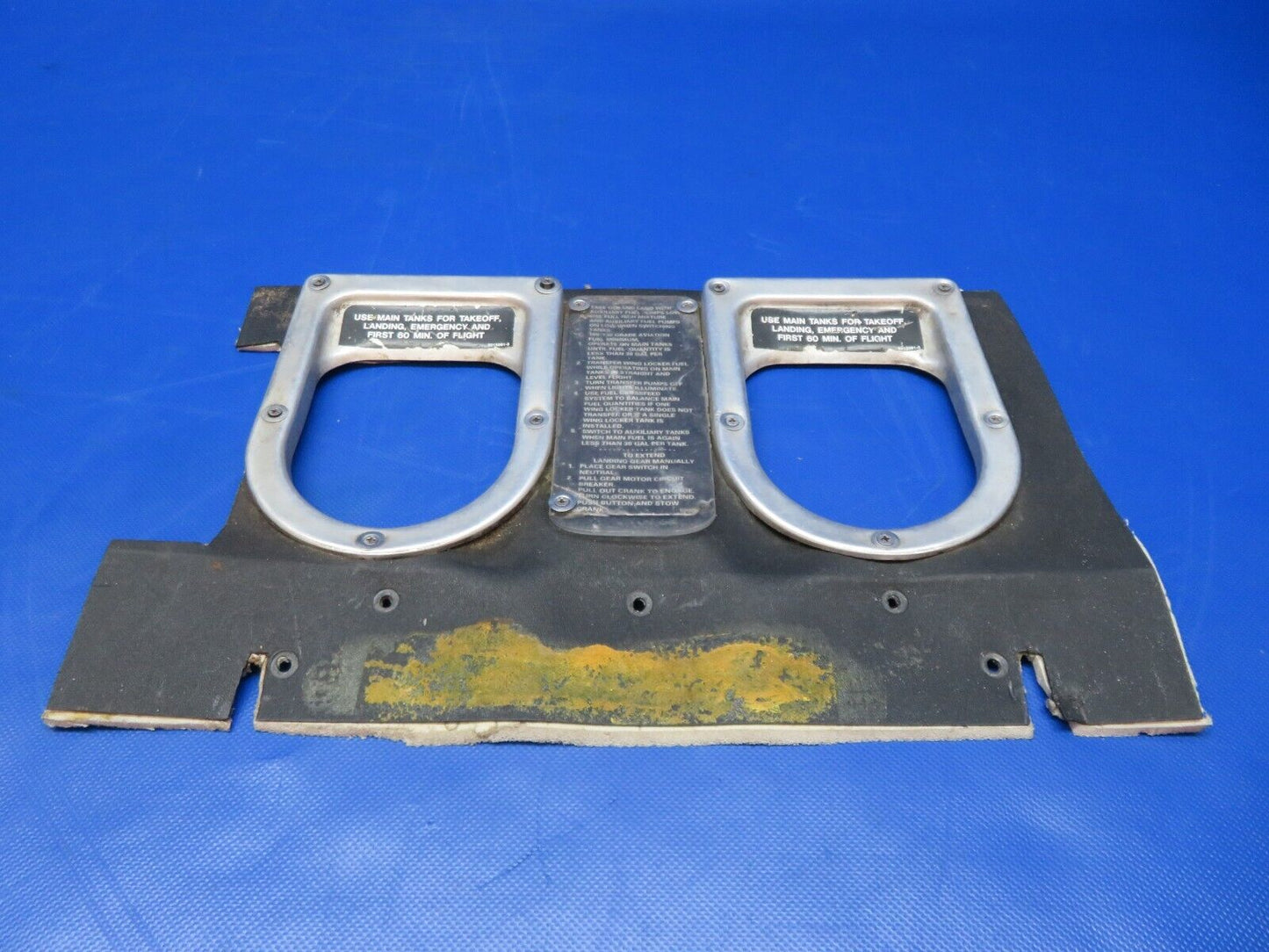 Cessna 401 / 401A Fuel Selector Valve Retainer w/Placard PN 5015081-5 (1223-363)