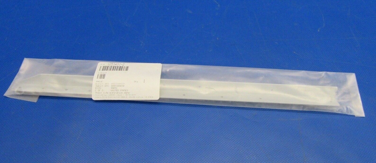 Cessna P210 Attach Angle RH Fuselage P/N 1253431-2 NOS (0119-199)